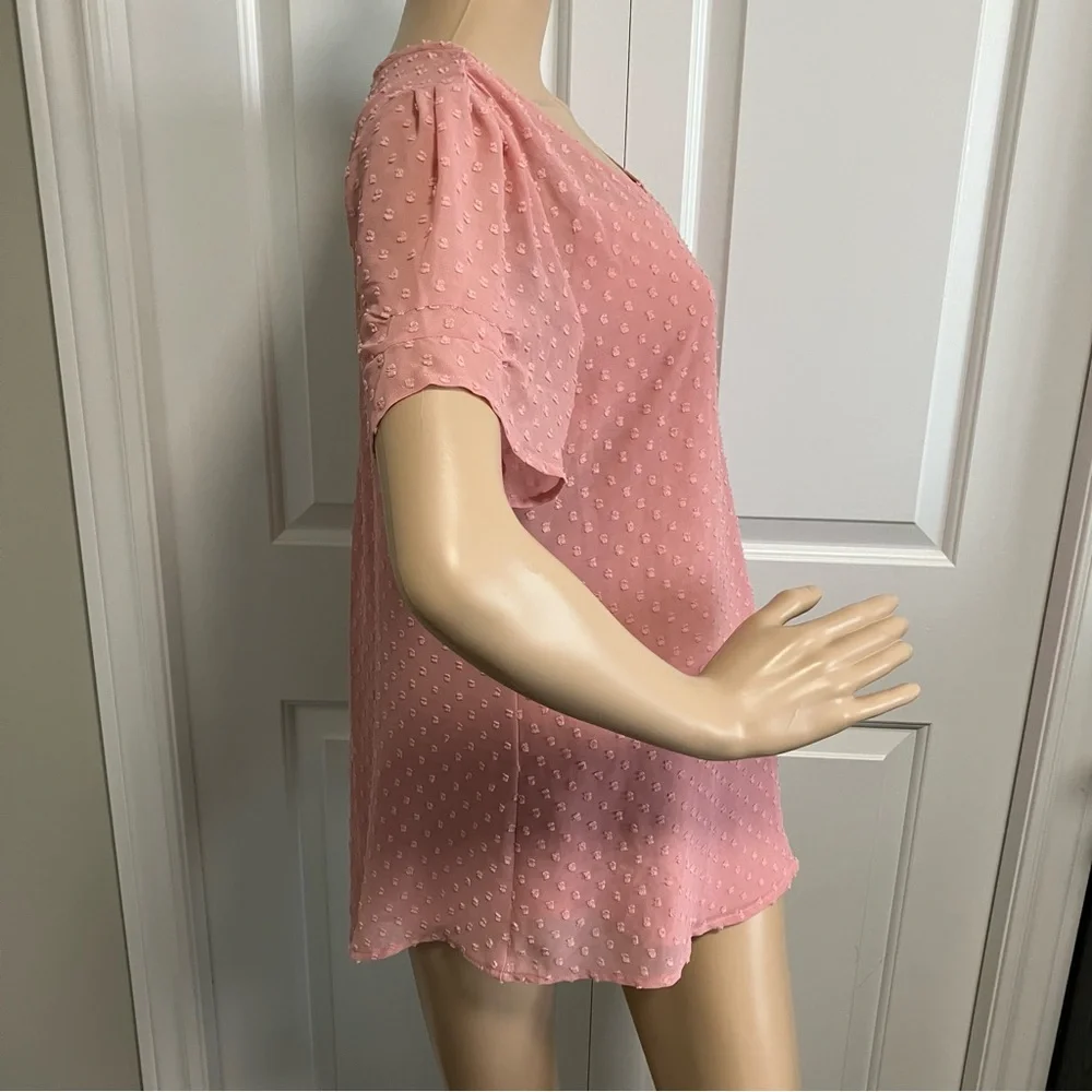 NWT | Ricki's | Pink textured blouse with integrated camisole - Picture 3 of 8